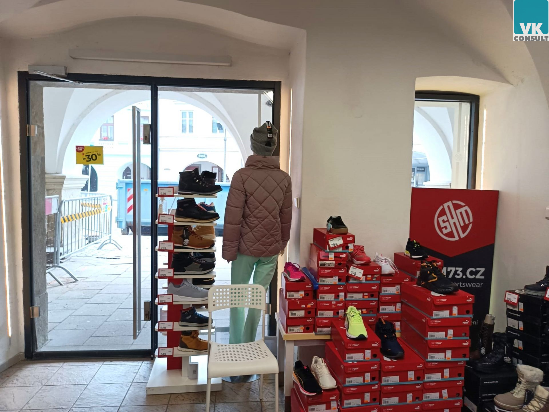 Pronájem obchodu 110 m2 na náměstí v Litomyšli - obrázek č.2